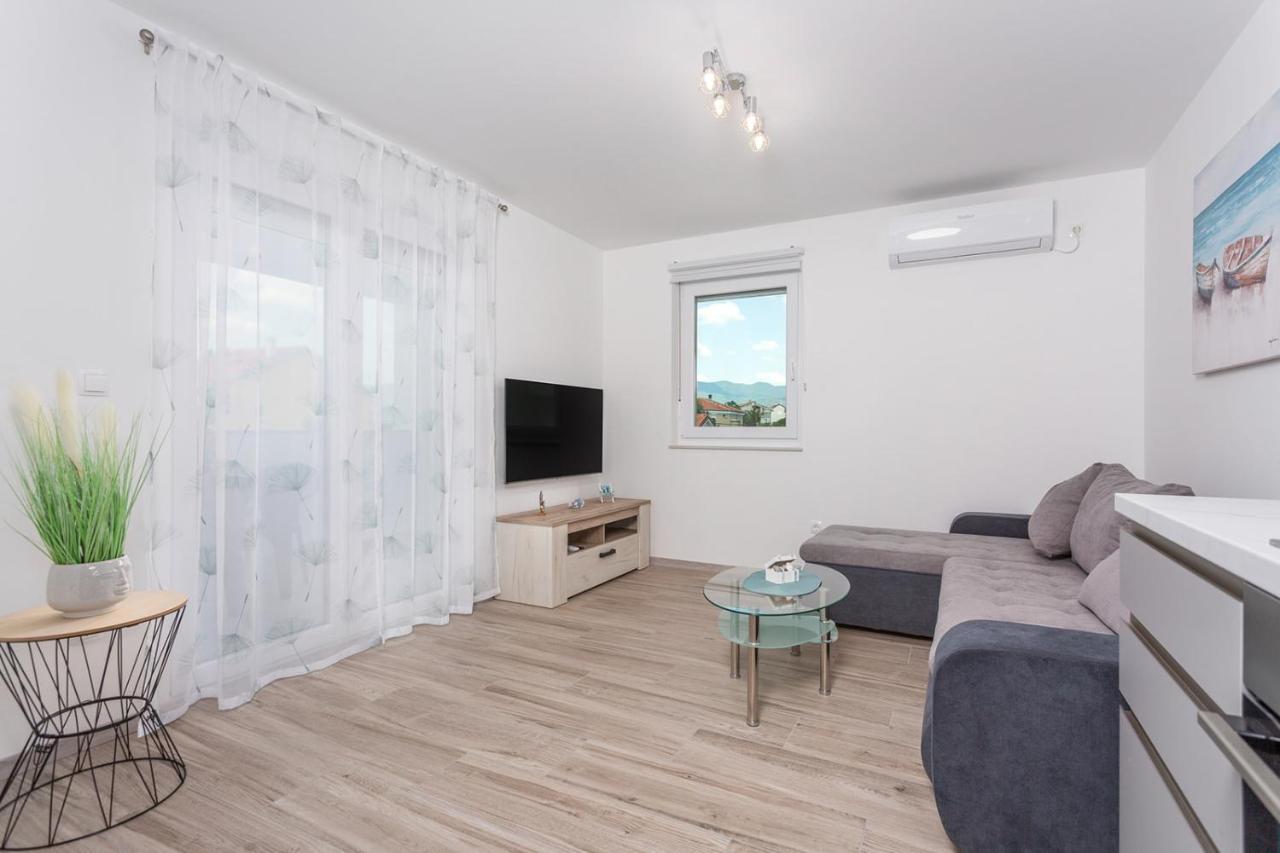 Kvarner Bay - Apartments 2 & 4 Rijeka Dış mekan fotoğraf